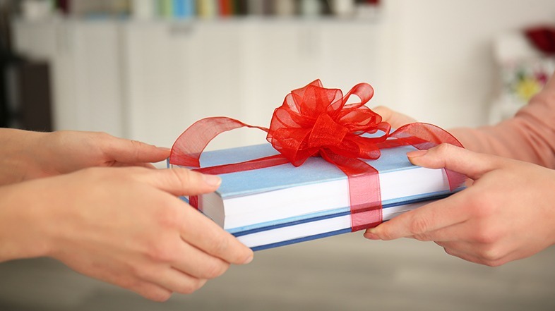 financial gift ideas