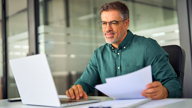 alternative assets in 401(k)s