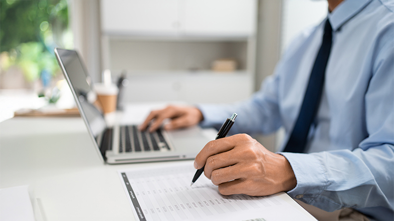 What Should You Check Before You Roll Over Your 401(k)?
